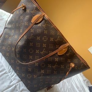 AUTHENTIC Louis Vuitton Neverfull MM Monogram